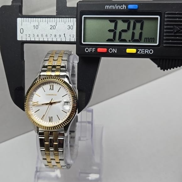 Caravelle By Bulova Womens Gold Silver Two Tone Date Watch 45M112 New Battery - Picture 4 of 9